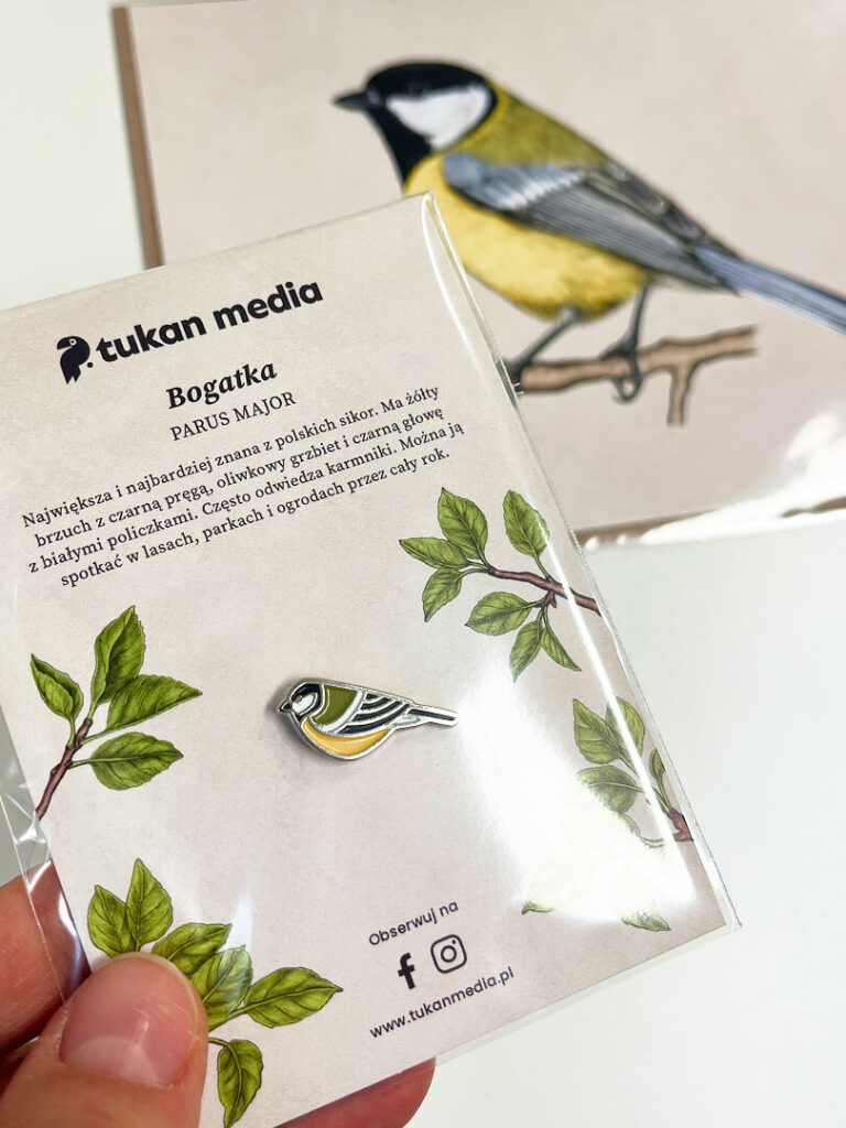 Pin metalowy sikorka bogatka Tukan Media